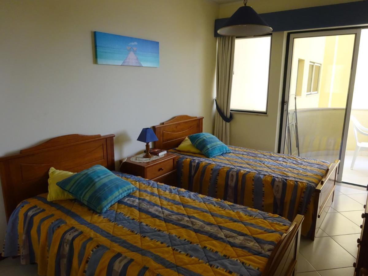 Apartamento T1 Com Piscina E Vista Mar - Praia Da Rocha Портиман Екстериор снимка