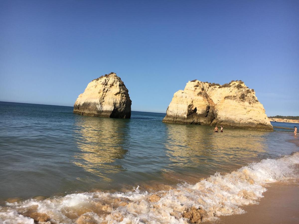 Apartamento T1 Com Piscina E Vista Mar - Praia Da Rocha Портиман Екстериор снимка