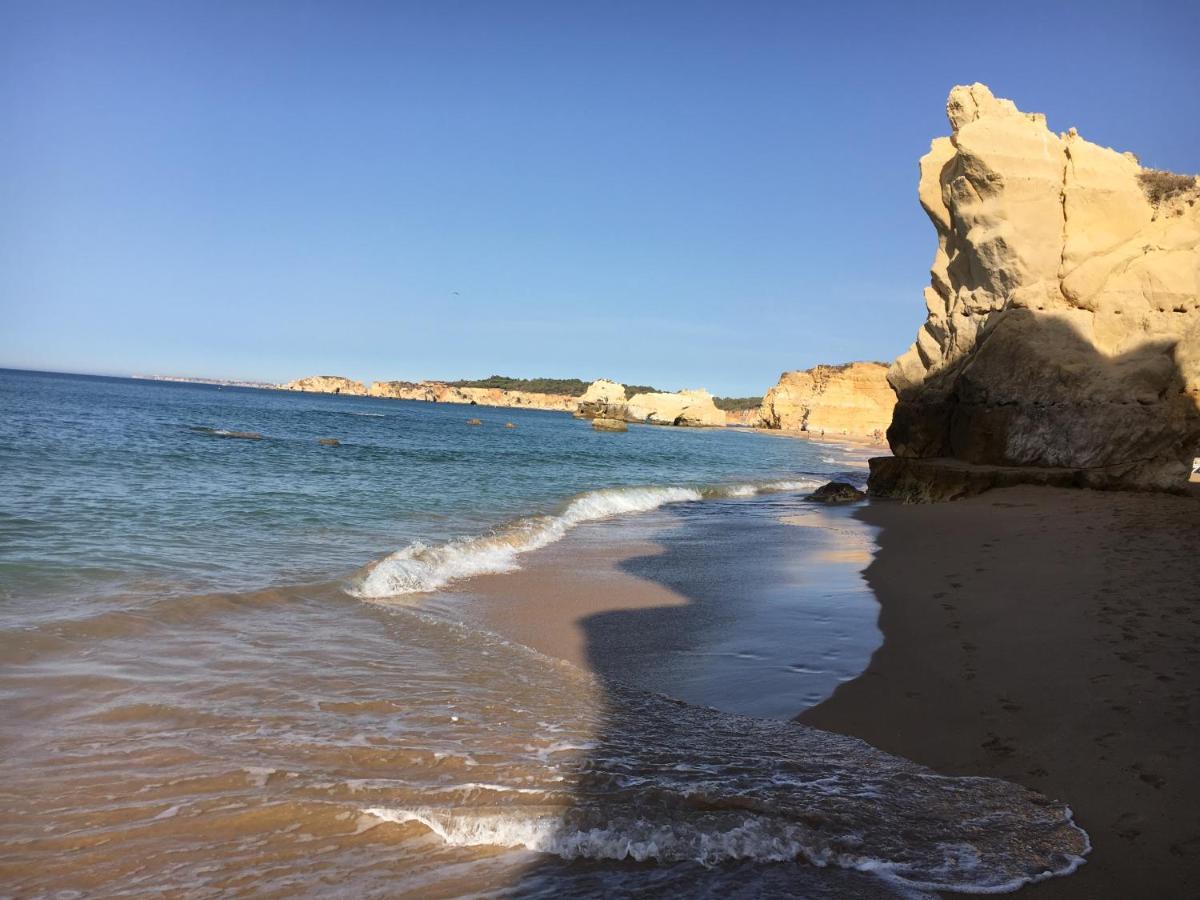 Apartamento T1 Com Piscina E Vista Mar - Praia Da Rocha Портиман Екстериор снимка